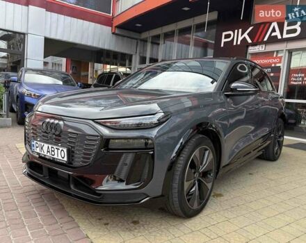 Серый Ауди Q6 e-tron, объемом двигателя 0 л и пробегом 4 тыс. км за 84900 $, фото 1 на Automoto.ua