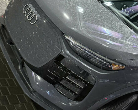 Серый Ауди Q6 e-tron, объемом двигателя 0 л и пробегом 1 тыс. км за 75000 $, фото 26 на Automoto.ua