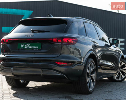 Серый Ауди Q6 e-tron, объемом двигателя 0 л и пробегом 21 тыс. км за 77000 $, фото 13 на Automoto.ua