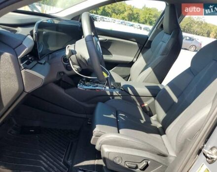 Серый Ауди Q6 e-tron, объемом двигателя 0 л и пробегом 2 тыс. км за 13000 $, фото 6 на Automoto.ua