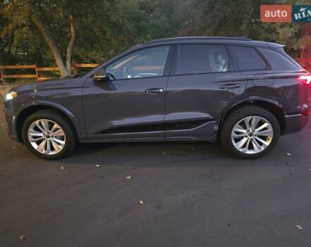 Серый Ауди Q6 e-tron, объемом двигателя 0 л и пробегом 3 тыс. км за 45000 $, фото 10 на Automoto.ua