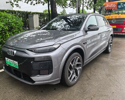 Серый Ауди Q6 e-tron, объемом двигателя 0 л и пробегом 5 тыс. км за 51800 $, фото 10 на Automoto.ua