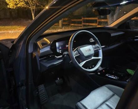 Серый Ауди Q6 e-tron, объемом двигателя 0 л и пробегом 3 тыс. км за 45000 $, фото 5 на Automoto.ua