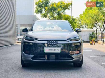 Серый Ауди Q6 e-tron, объемом двигателя 0 л и пробегом 5 тыс. км за 51800 $, фото 1 на Automoto.ua