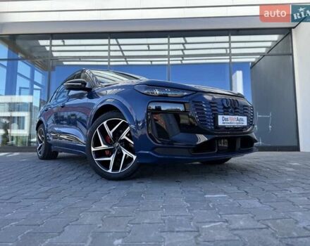 Синий Ауди Q6 e-tron, объемом двигателя 0 л и пробегом 8 тыс. км за 76500 $, фото 5 на Automoto.ua