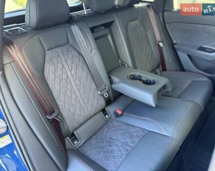 Синий Ауди Q6 e-tron, объемом двигателя 0 л и пробегом 8 тыс. км за 76500 $, фото 14 на Automoto.ua