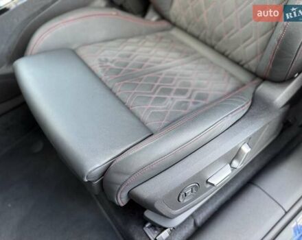 Синий Ауди Q6 e-tron, объемом двигателя 0 л и пробегом 8 тыс. км за 76500 $, фото 28 на Automoto.ua