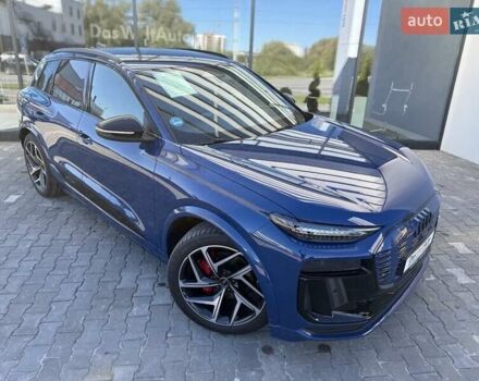 Синий Ауди Q6 e-tron, объемом двигателя 0 л и пробегом 8 тыс. км за 76500 $, фото 3 на Automoto.ua