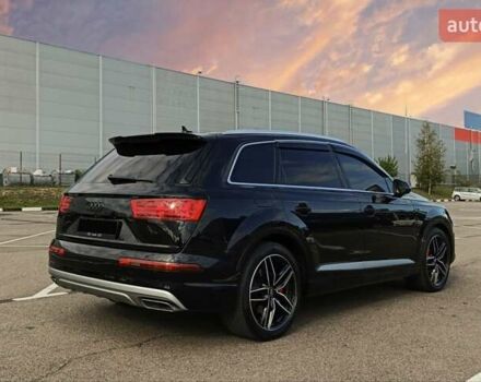 Черный Ауди Q7 e-tron, объемом двигателя 3 л и пробегом 223 тыс. км за 39888 $, фото 1 на Automoto.ua