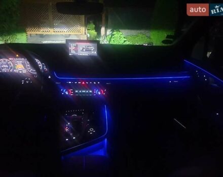 Чорний Ауді Q7 e-tron, об'ємом двигуна 3 л та пробігом 370 тис. км за 28000 $, фото 4 на Automoto.ua