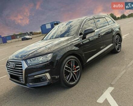 Черный Ауди Q7 e-tron, объемом двигателя 3 л и пробегом 223 тыс. км за 39888 $, фото 16 на Automoto.ua