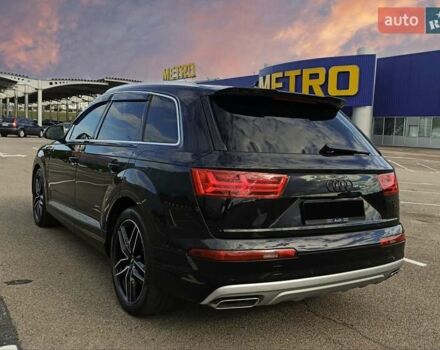 Черный Ауди Q7 e-tron, объемом двигателя 3 л и пробегом 223 тыс. км за 39888 $, фото 13 на Automoto.ua