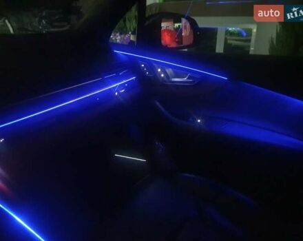 Чорний Ауді Q7 e-tron, об'ємом двигуна 3 л та пробігом 370 тис. км за 28000 $, фото 2 на Automoto.ua