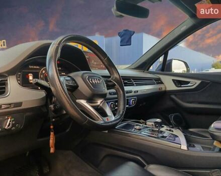 Черный Ауди Q7 e-tron, объемом двигателя 3 л и пробегом 223 тыс. км за 39888 $, фото 69 на Automoto.ua
