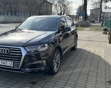 Чорний Ауді Q7 e-tron, об'ємом двигуна 2.97 л та пробігом 220 тис. км за 56532 $, фото 7 на Automoto.ua