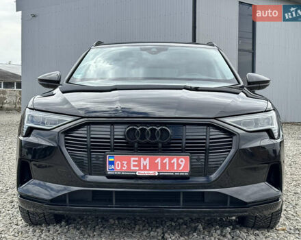 Черный Ауди Q7 e-tron, объемом двигателя 0 л и пробегом 160 тыс. км за 24614 $, фото 10 на Automoto.ua