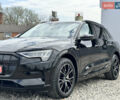 Черный Ауди Q7 e-tron, объемом двигателя 0 л и пробегом 160 тыс. км за 24614 $, фото 9 на Automoto.ua