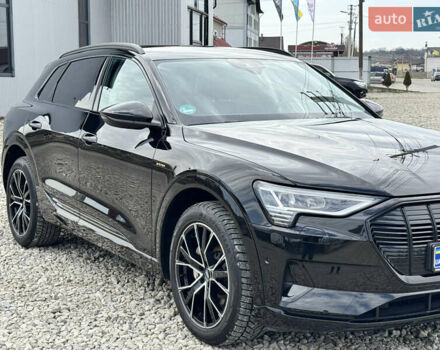 Черный Ауди Q7 e-tron, объемом двигателя 0 л и пробегом 160 тыс. км за 24614 $, фото 12 на Automoto.ua