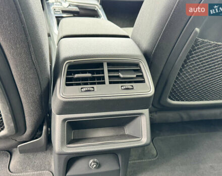 Черный Ауди Q7 e-tron, объемом двигателя 0 л и пробегом 160 тыс. км за 24614 $, фото 17 на Automoto.ua