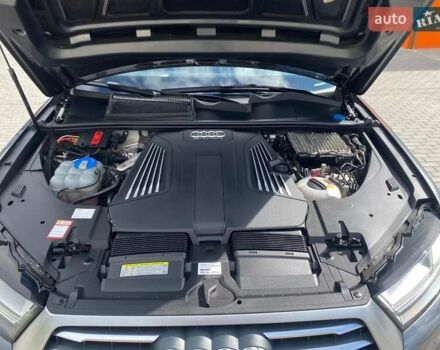 Серый Ауди Q7 e-tron, объемом двигателя 3 л и пробегом 313 тыс. км за 39900 $, фото 47 на Automoto.ua