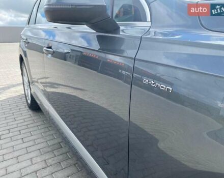 Серый Ауди Q7 e-tron, объемом двигателя 3 л и пробегом 313 тыс. км за 39900 $, фото 48 на Automoto.ua