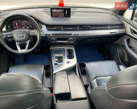 Серый Ауди Q7 e-tron, объемом двигателя 3 л и пробегом 313 тыс. км за 39900 $, фото 9 на Automoto.ua