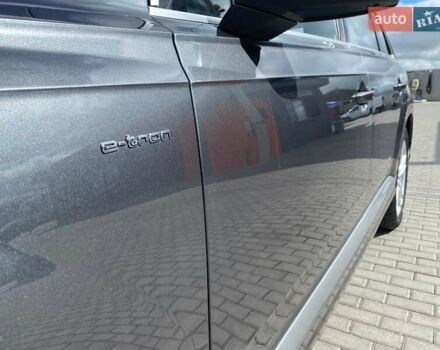 Серый Ауди Q7 e-tron, объемом двигателя 3 л и пробегом 313 тыс. км за 39900 $, фото 43 на Automoto.ua