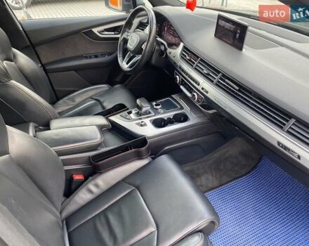 Серый Ауди Q7 e-tron, объемом двигателя 3 л и пробегом 313 тыс. км за 39900 $, фото 16 на Automoto.ua