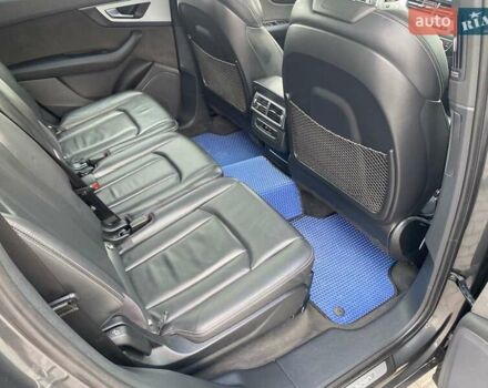 Серый Ауди Q7 e-tron, объемом двигателя 3 л и пробегом 313 тыс. км за 39900 $, фото 12 на Automoto.ua