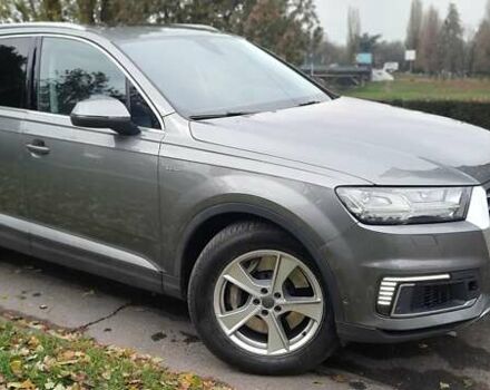 Серый Ауди Q7 e-tron, объемом двигателя 3 л и пробегом 149 тыс. км за 38150 $, фото 14 на Automoto.ua