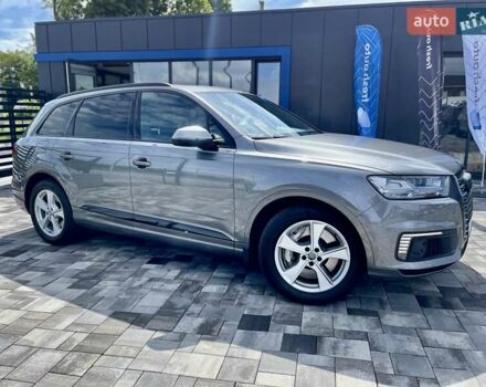 Сірий Ауді Q7 e-tron, об'ємом двигуна 3 л та пробігом 192 тис. км за 39900 $, фото 1 на Automoto.ua