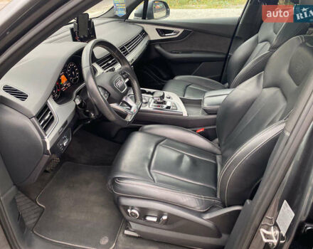 Серый Ауди Q7 e-tron, объемом двигателя 0 л и пробегом 219 тыс. км за 36800 $, фото 28 на Automoto.ua