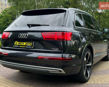 Сірий Ауді Q7 e-tron, об'ємом двигуна 3 л та пробігом 175 тис. км за 50999 $, фото 6 на Automoto.ua