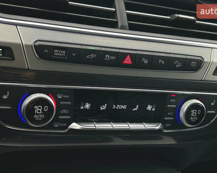 Сірий Ауді Q7 e-tron, об'ємом двигуна 3 л та пробігом 175 тис. км за 50999 $, фото 27 на Automoto.ua