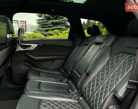 Сірий Ауді Q7 e-tron, об'ємом двигуна 3 л та пробігом 175 тис. км за 50999 $, фото 12 на Automoto.ua