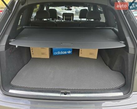 Серый Ауди Q7 e-tron, объемом двигателя 2.97 л и пробегом 210 тыс. км за 41200 $, фото 29 на Automoto.ua