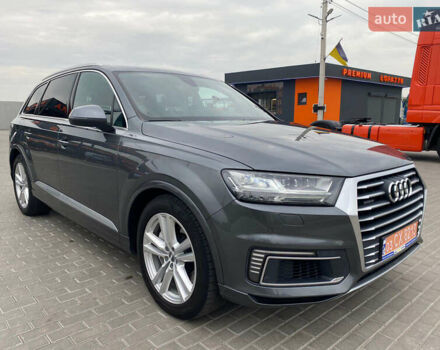 Серый Ауди Q7 e-tron, объемом двигателя 0 л и пробегом 219 тыс. км за 36800 $, фото 38 на Automoto.ua