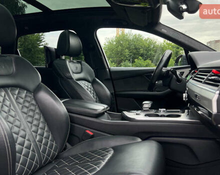 Серый Ауди Q7 e-tron, объемом двигателя 3 л и пробегом 175 тыс. км за 50999 $, фото 11 на Automoto.ua