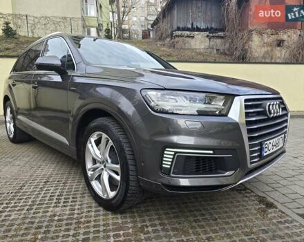 Серый Ауди Q7 e-tron, объемом двигателя 3 л и пробегом 208 тыс. км за 43500 $, фото 14 на Automoto.ua