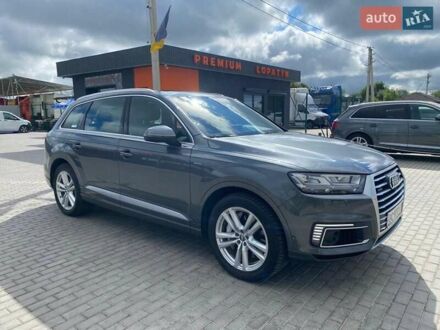 Ауди Q7 e-tron 2016 в Радехове на Automoto.ua Серый Ауди Q7 e-tron, объемом двигателя 3 л и пробегом 313 тыс. км за 39900 $, фото 1 на Automoto.ua