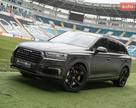 Синій Ауді Q7 e-tron, об'ємом двигуна 2.97 л та пробігом 153 тис. км за 37900 $, фото 16 на Automoto.ua