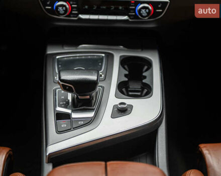 Синій Ауді Q7 e-tron, об'ємом двигуна 2.97 л та пробігом 153 тис. км за 37900 $, фото 55 на Automoto.ua