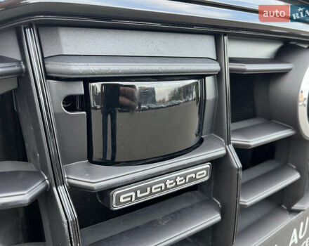 Белый Ауди Q8, объемом двигателя 3 л и пробегом 57 тыс. км за 49000 $, фото 17 на Automoto.ua