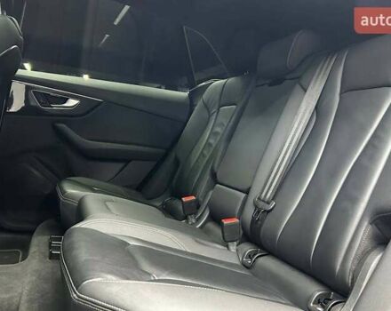 Белый Ауди Q8, объемом двигателя 3 л и пробегом 140 тыс. км за 56000 $, фото 23 на Automoto.ua