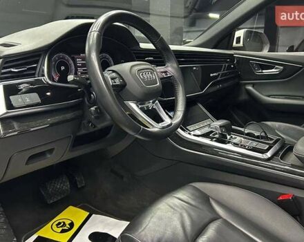 Білий Ауді Q8, об'ємом двигуна 3 л та пробігом 125 тис. км за 52500 $, фото 8 на Automoto.ua