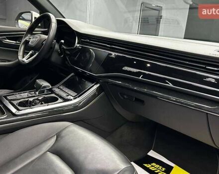 Белый Ауди Q8, объемом двигателя 3 л и пробегом 140 тыс. км за 56000 $, фото 17 на Automoto.ua