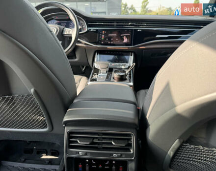 Белый Ауди Q8, объемом двигателя 3 л и пробегом 75 тыс. км за 56750 $, фото 20 на Automoto.ua