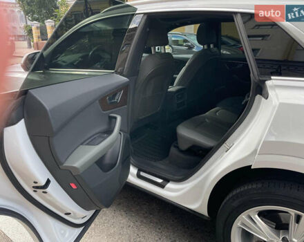 Белый Ауди Q8, объемом двигателя 3 л и пробегом 75 тыс. км за 56750 $, фото 6 на Automoto.ua