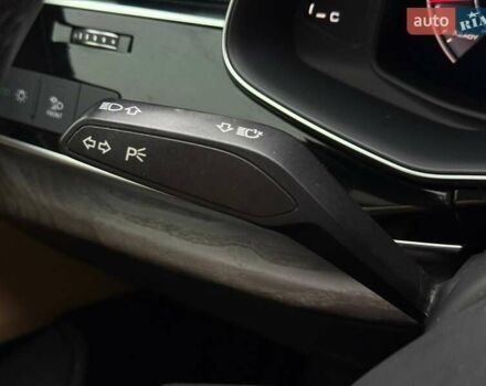 Білий Ауді Q8, об'ємом двигуна 3 л та пробігом 139 тис. км за 48000 $, фото 33 на Automoto.ua