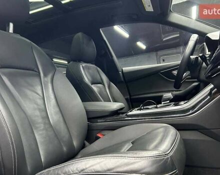 Белый Ауди Q8, объемом двигателя 3 л и пробегом 140 тыс. км за 56000 $, фото 18 на Automoto.ua